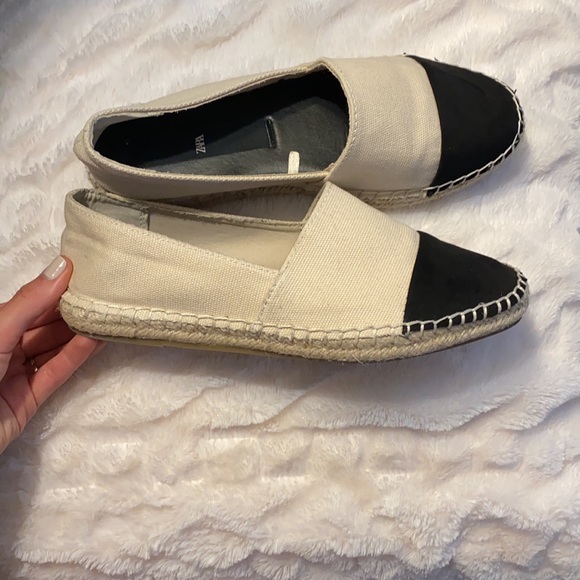 New Espadrilles Shoes - Picture 2 of 6